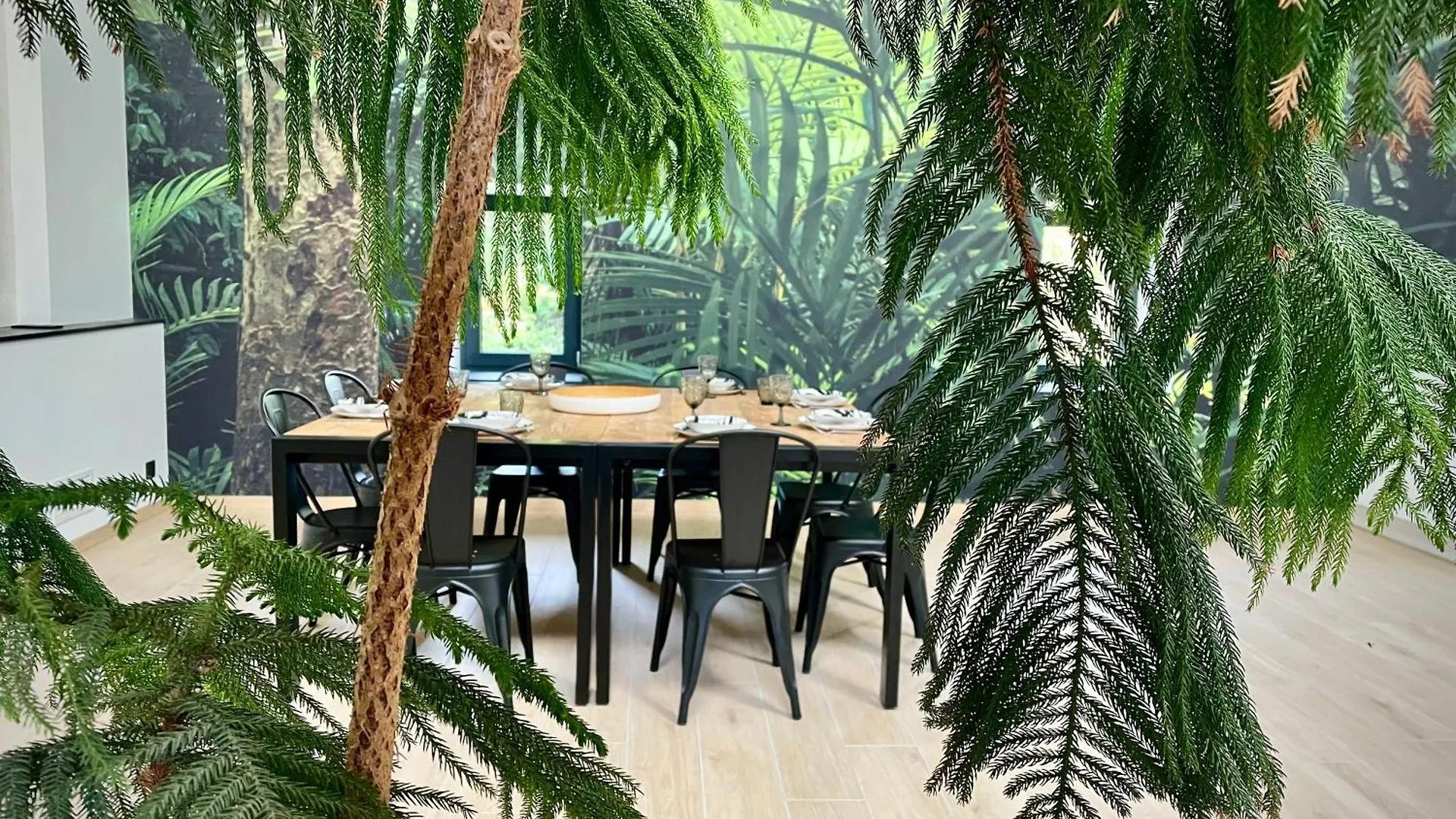 Le 270 Jungle Villa Grane 0*,